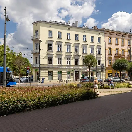 1 Bedroom With Ac - Dluga 65 Street Apartment *